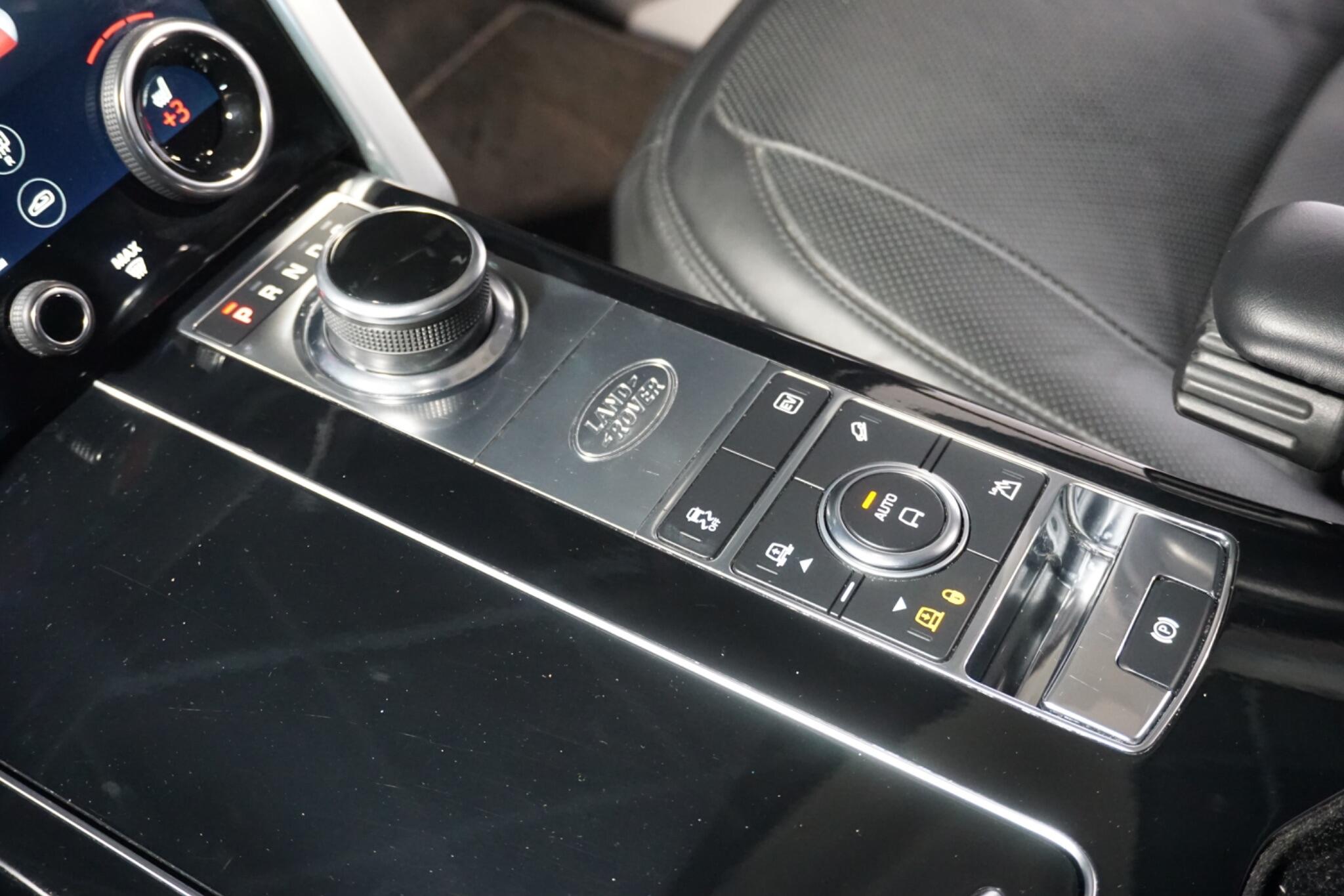 Land Rover Range Rover 2.0 P400e 13.1kWh Westminster Black SUV 5dr Petrol Plug-in Hybrid Auto 4WD Euro 6 (s/s) (404 ps)